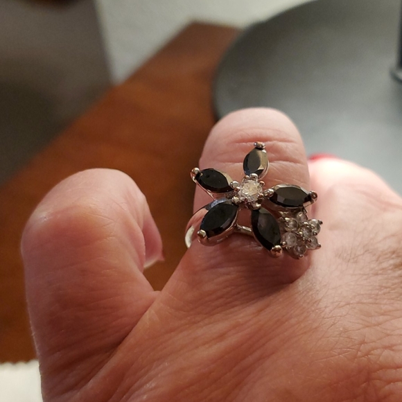 Lot of 4 Cocktail Rings - Picture 3 of 6